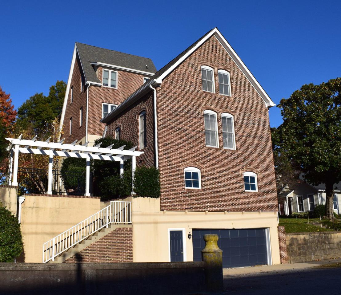 508 Lindsay Ct - Photo 1