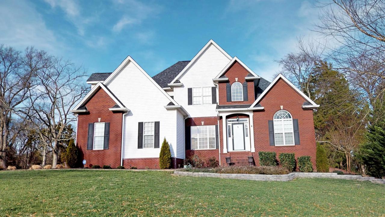 165 Drake Dr - Photo 1