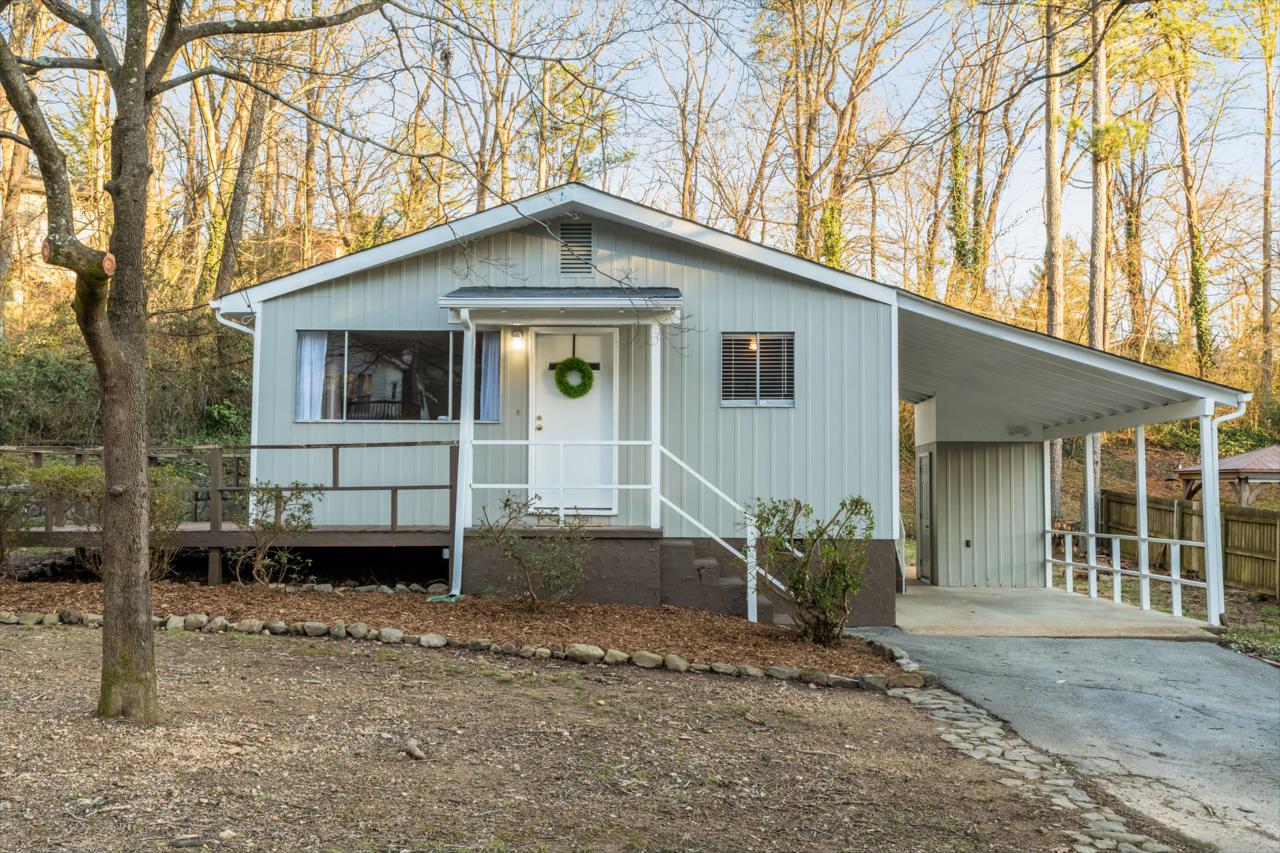 2580 Highpoint Dr - Photo 1