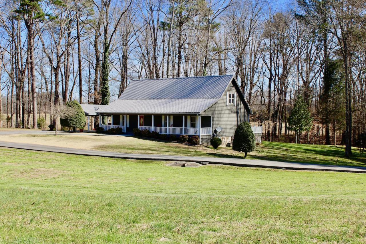 146 Hogg Ln - Photo 1
