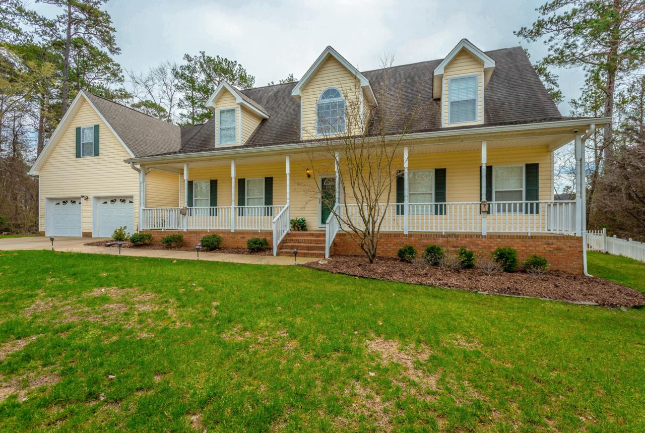 2212 Launcelot Rd - Photo 1