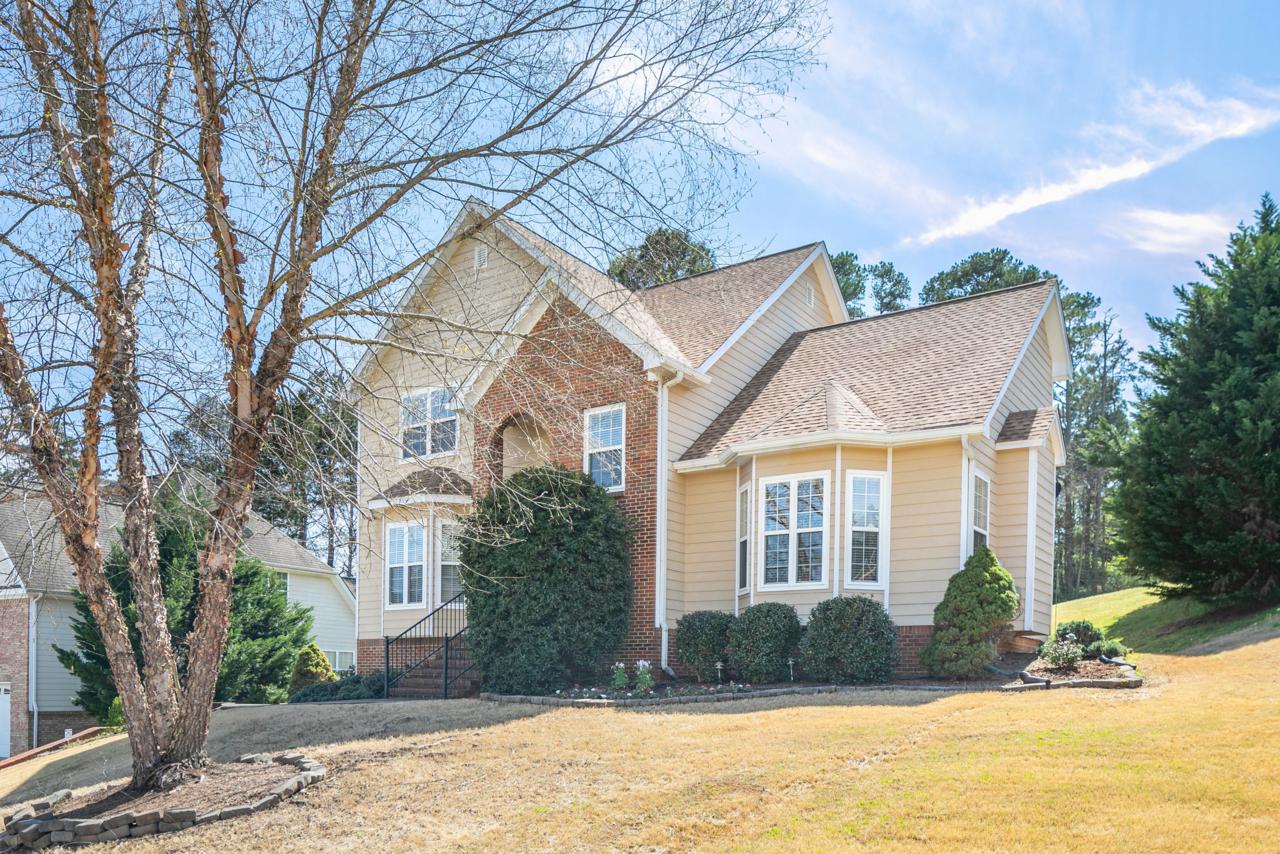 662 Wisley Way - Photo 1