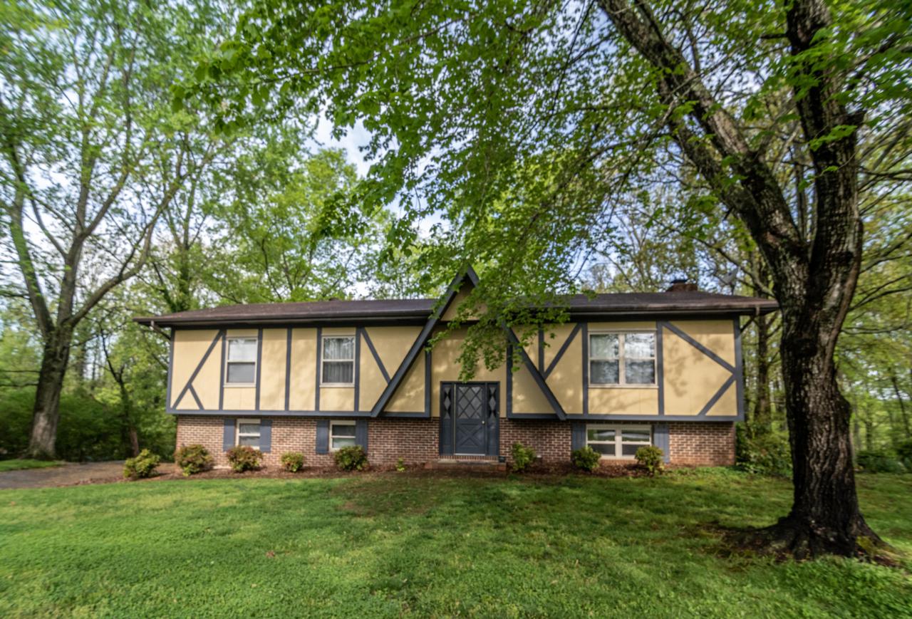 2497 Allegheny Dr - Photo 1