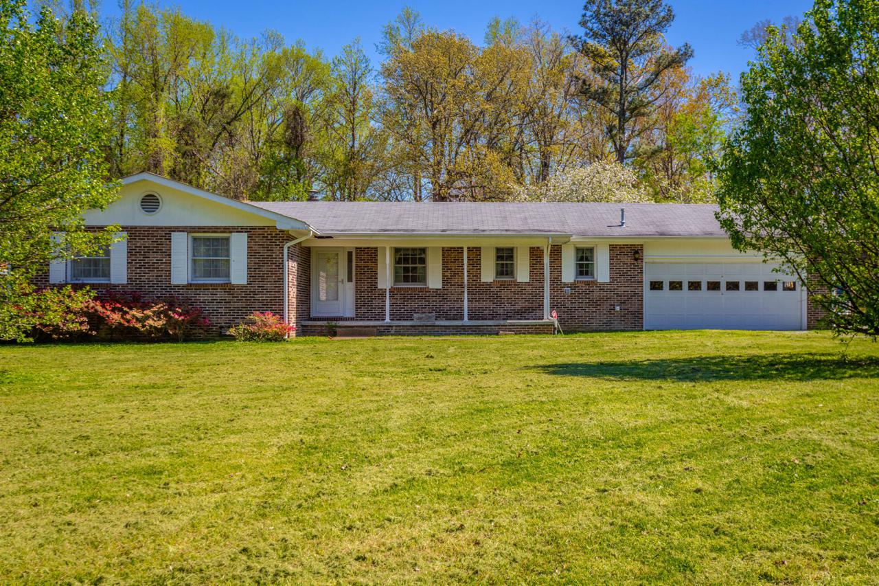 1010 Mclean Ave - Photo 1