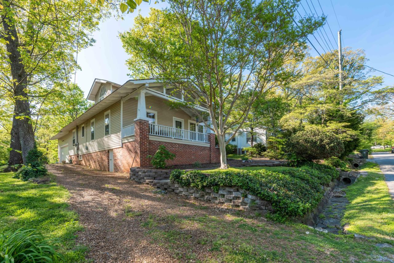 406 South St - Photo 1