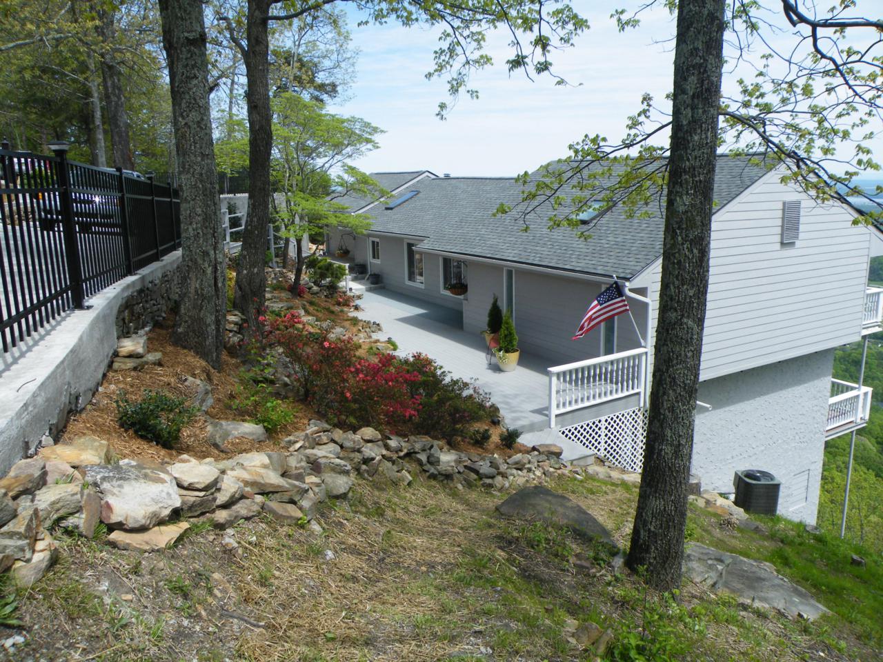 504 Palisades Dr - Photo 1
