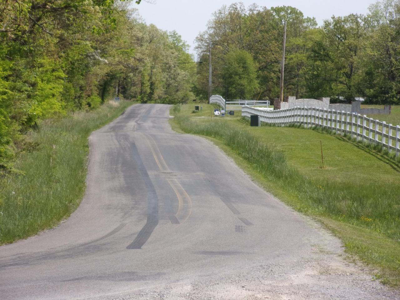 01 Simmons Rd - Photo 1
