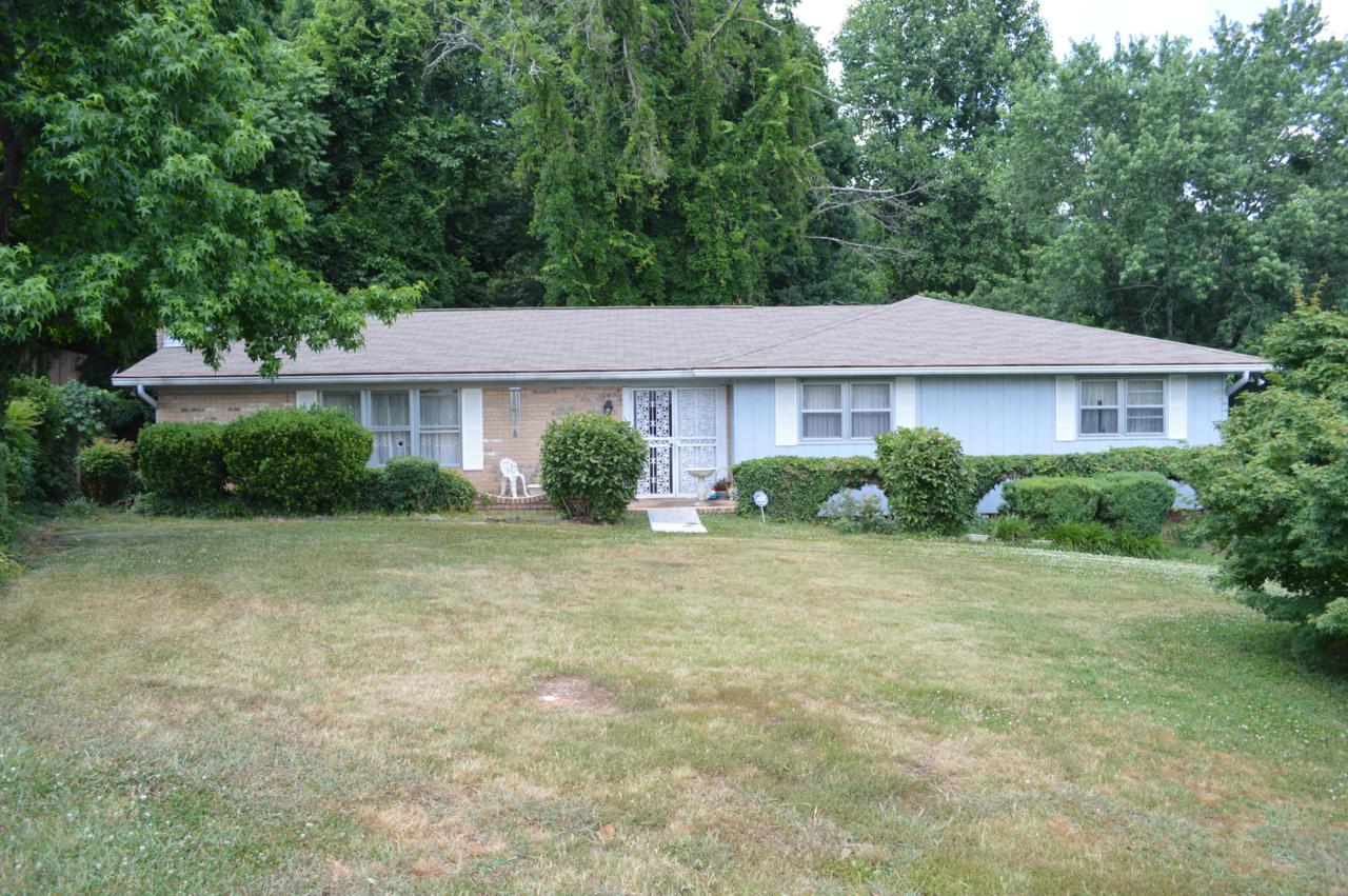 521 Semi Cir - Photo 1