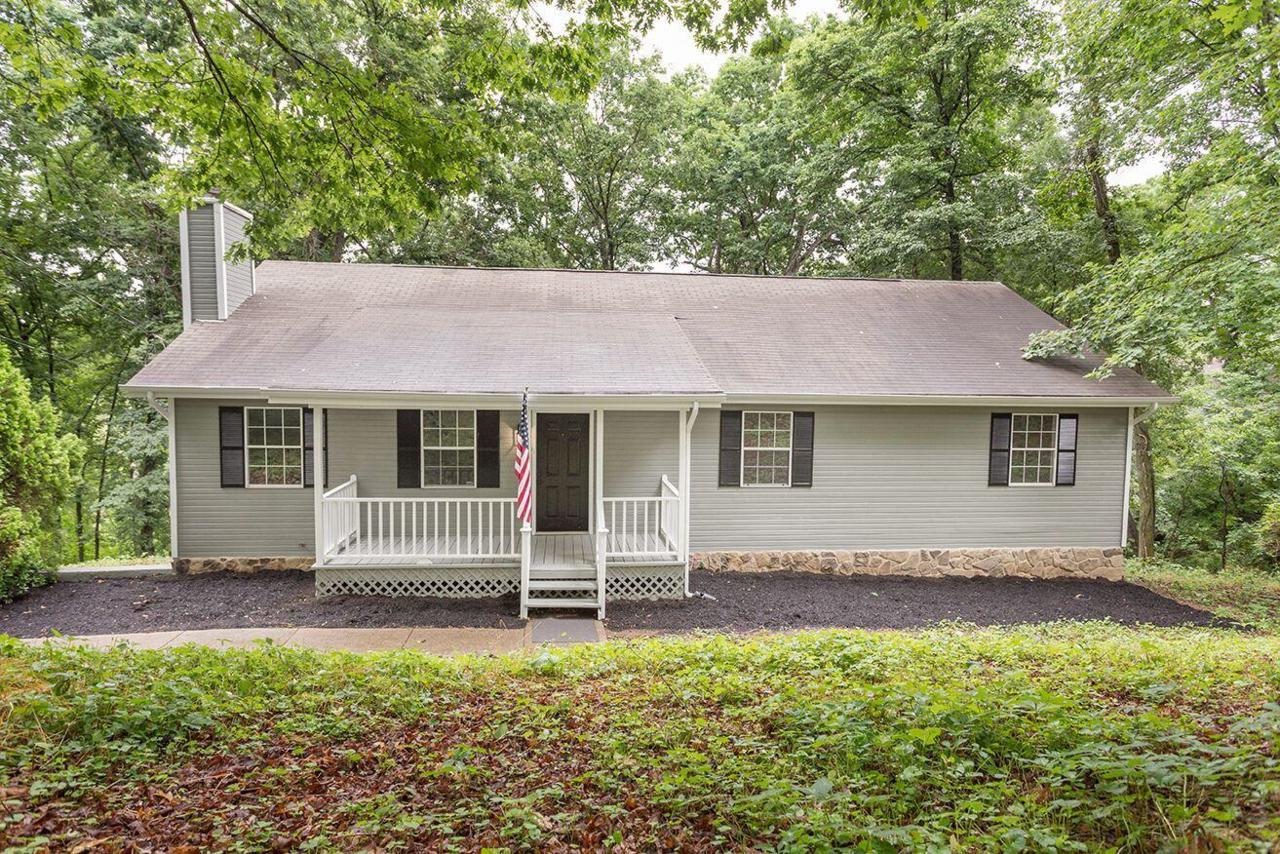 5603 River Glade Dr - Photo 1
