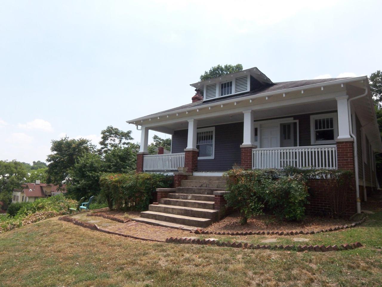 713 Battery Pl - Photo 1