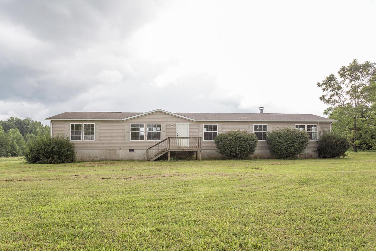 976 Walkertown Rd - Photo 1