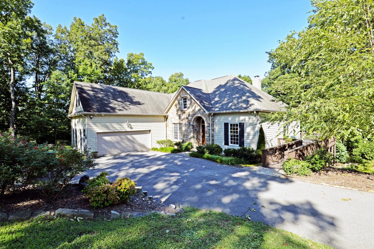 11 Wood Hollow Rd - Photo 1