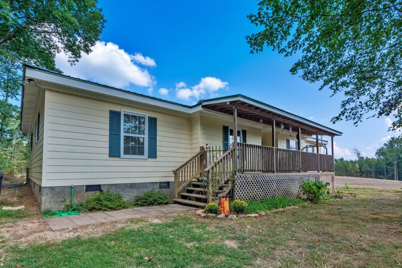 12476 Jones Gap Rd - Photo 1