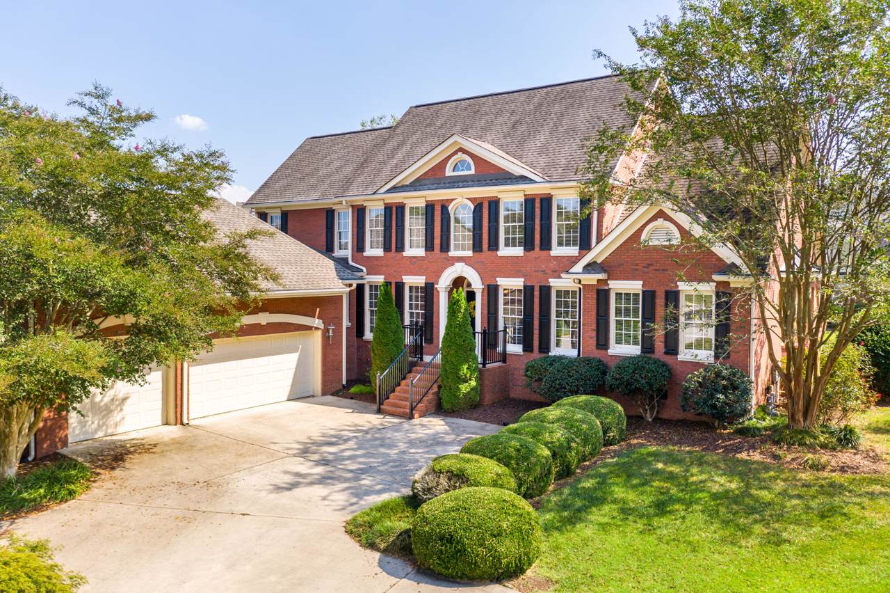 9702 Chestnut Hill Ln - Photo 1