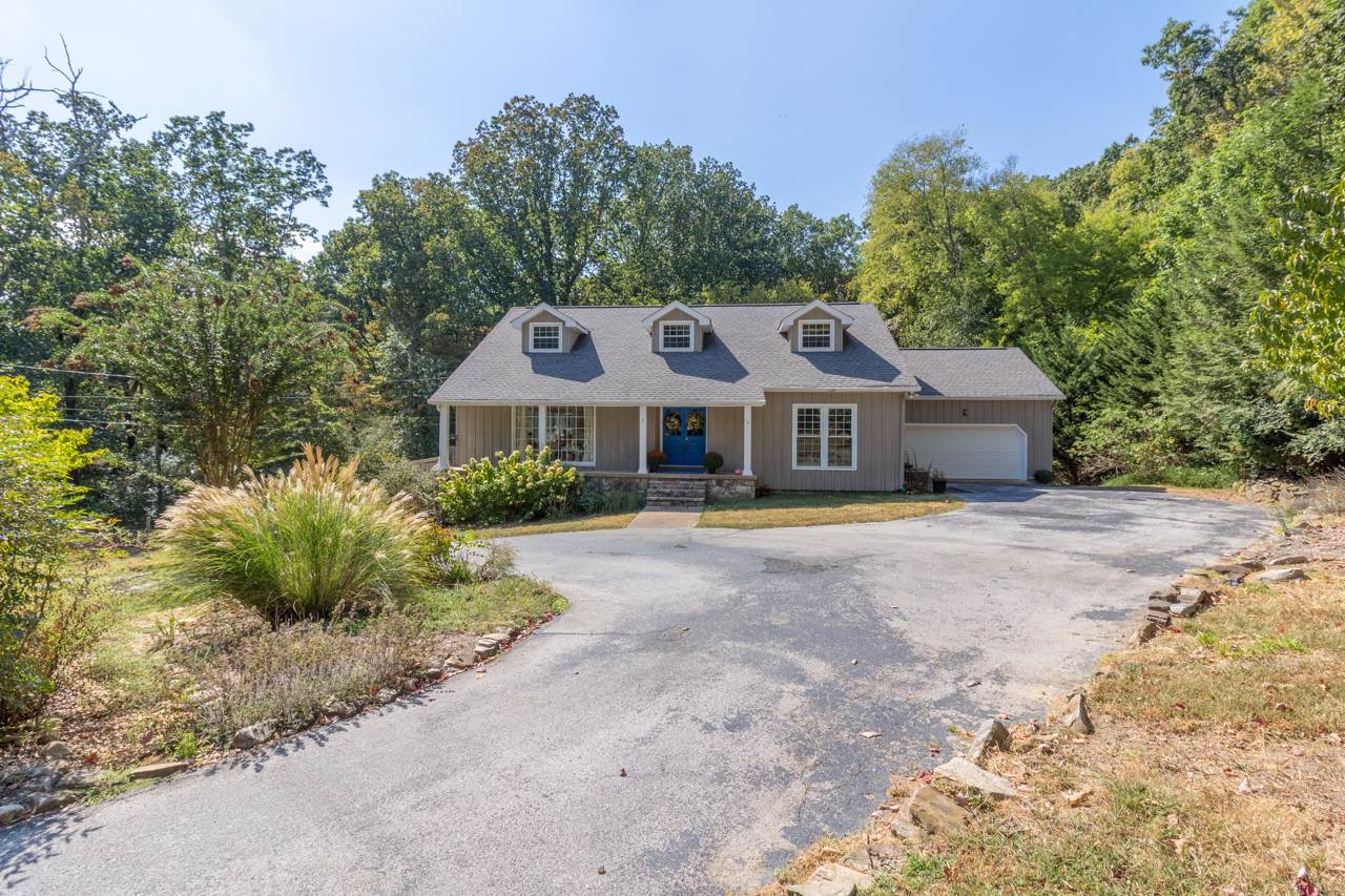 1 Dogwood Glen Ln - Photo 1