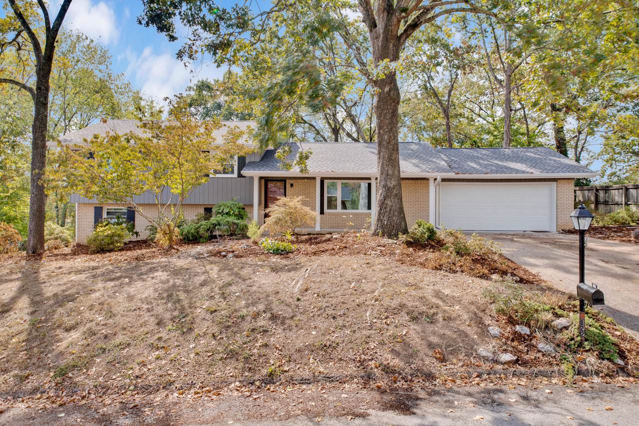 822 Sutton Dr - Photo 1