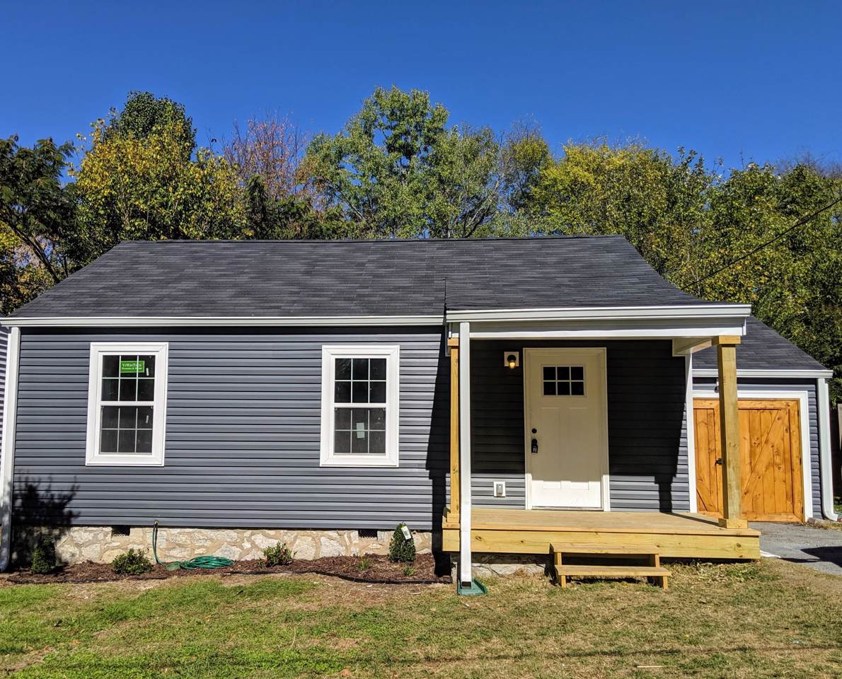 5343 Greenbriar Rd - Photo 1