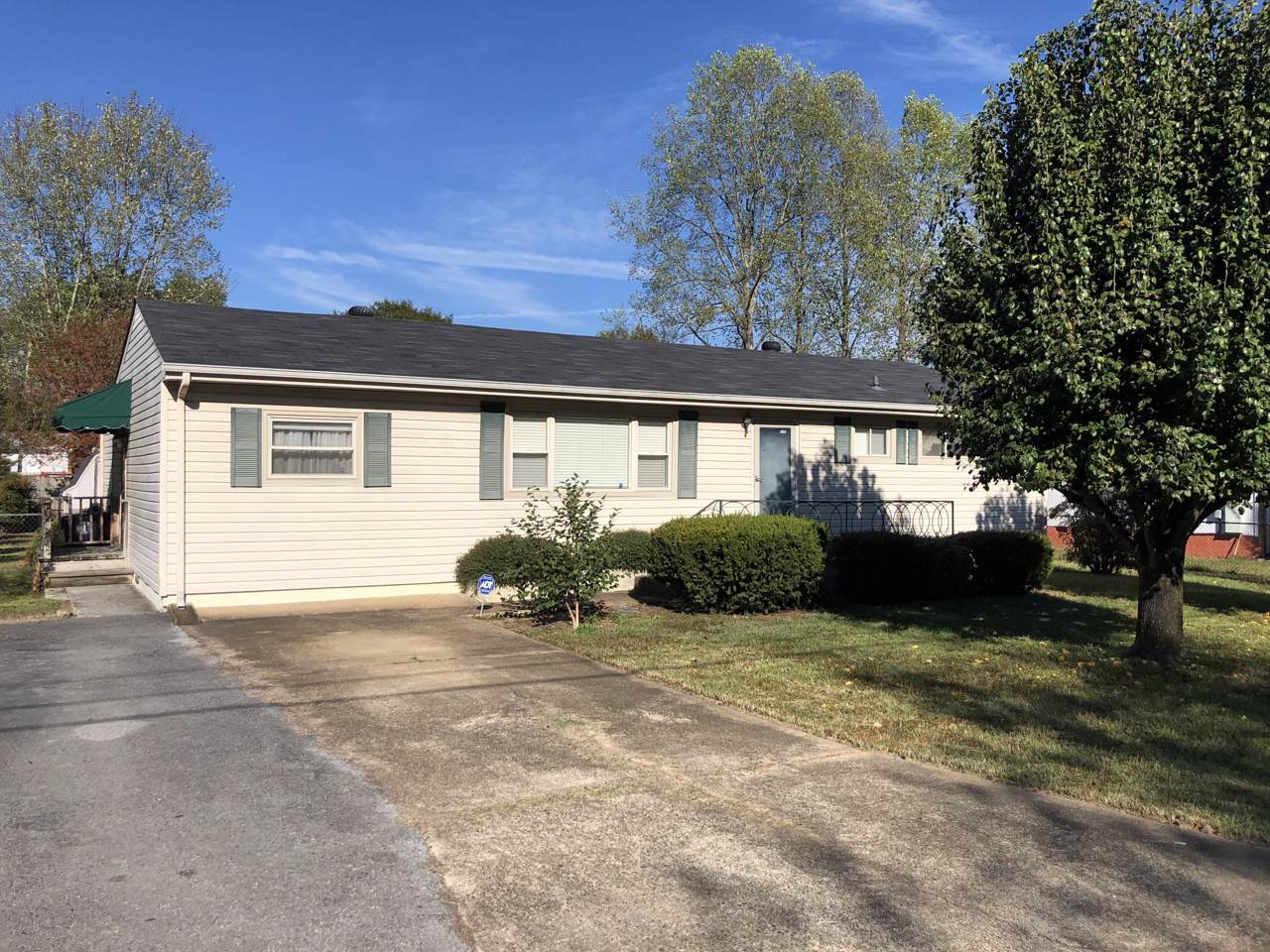 5413 Weaver St - Photo 1