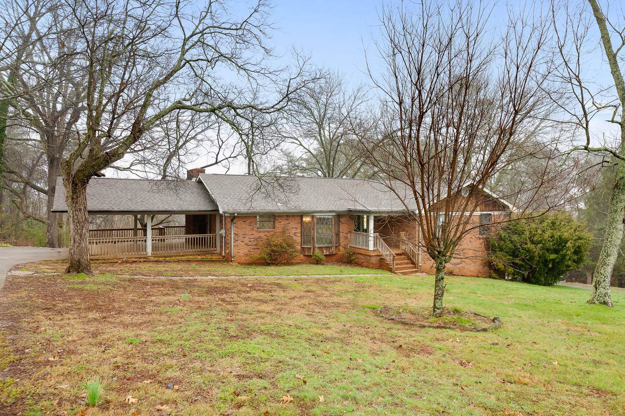1707 Rock Bluff Rd - Photo 1