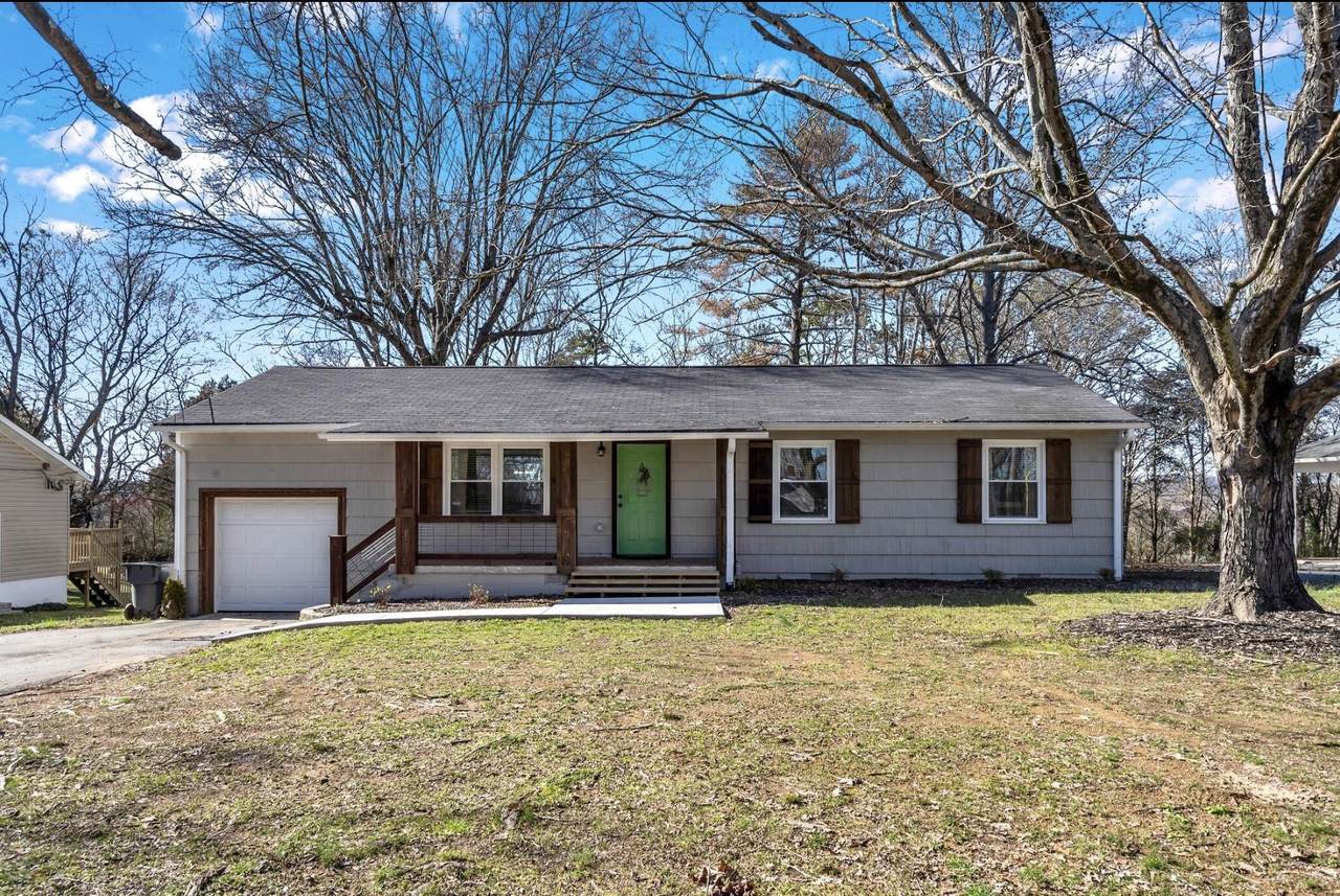 2601 Henderson Ave - Photo 1