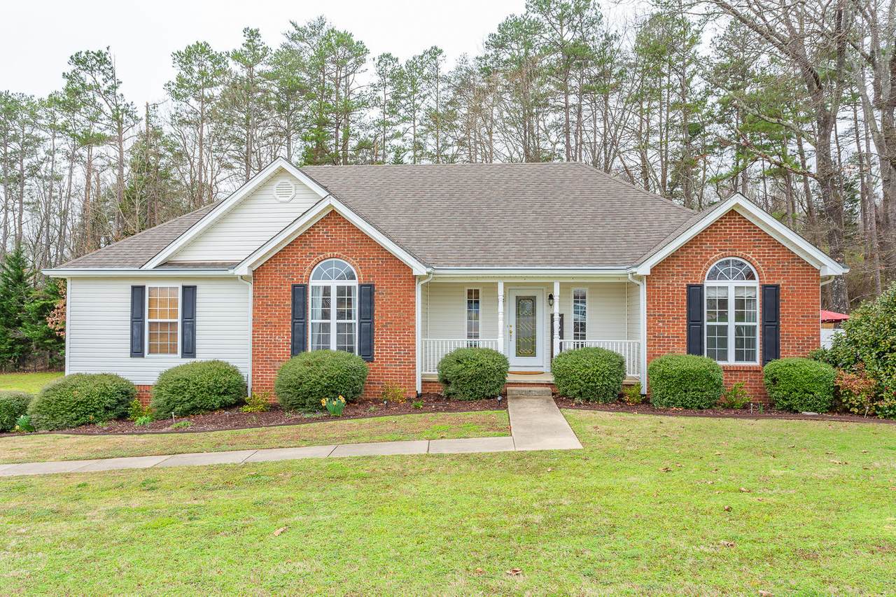 6667 Rolling River Rd - Photo 1