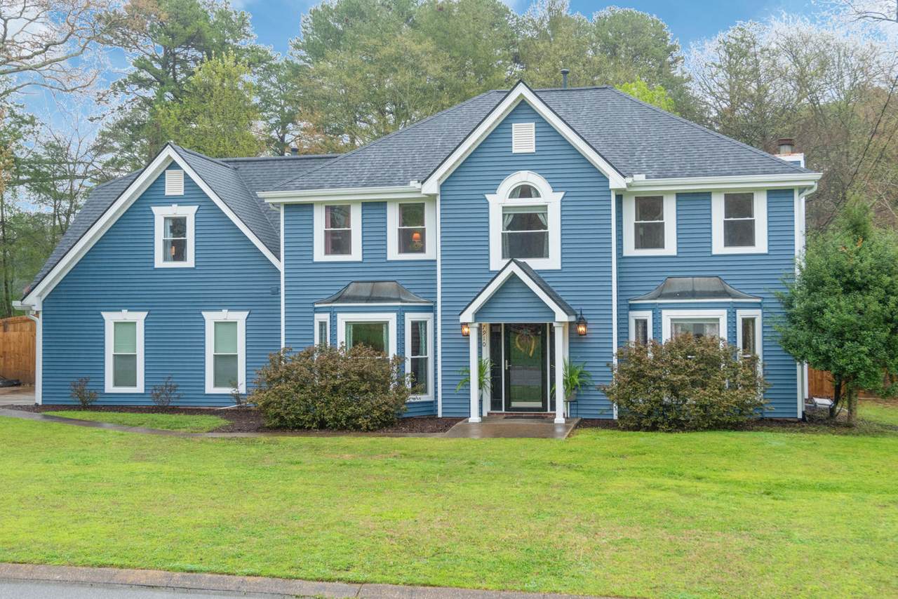 7910 Woodstone Dr - Photo 1
