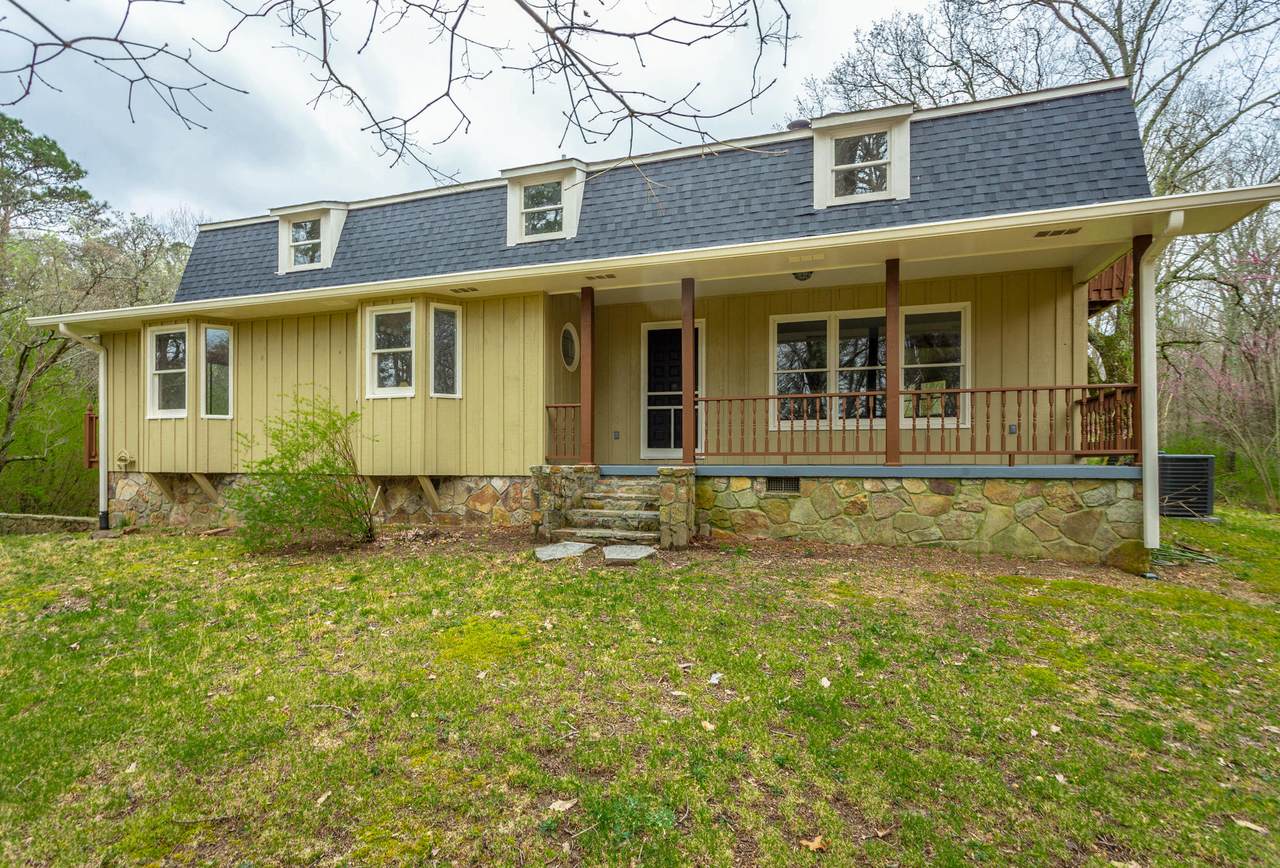 8920 Fuller Rd - Photo 1