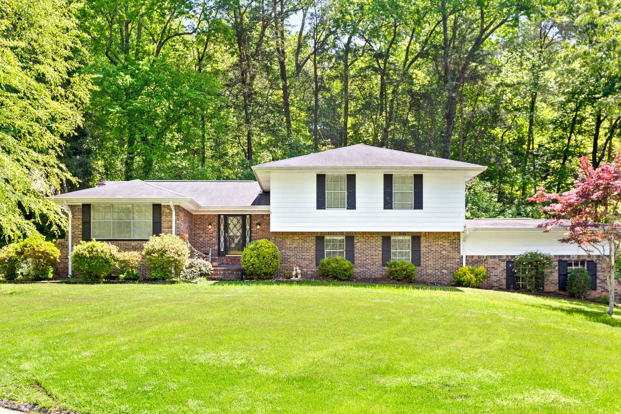 4802 Woodland Cir - Photo 1