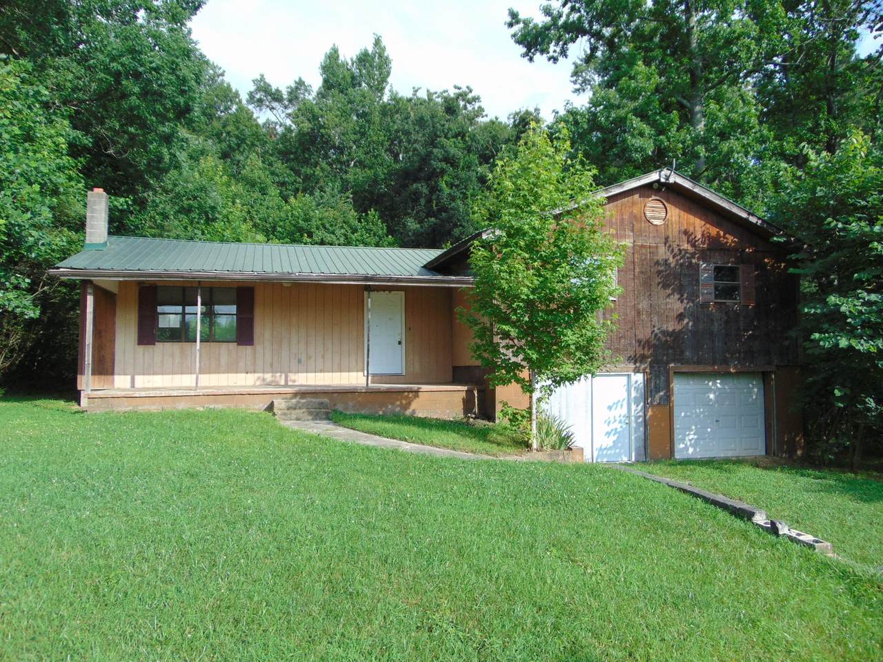 7002 Highway S 27 - Photo 1