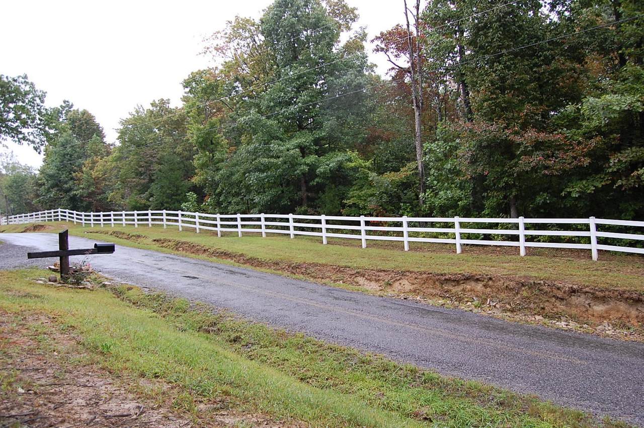 527 Hobbstown Rd - Photo 1