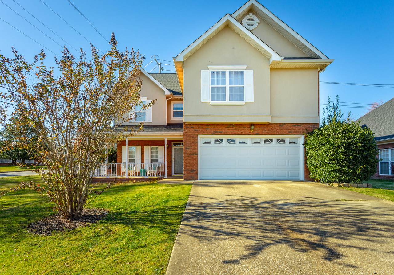1901 Igou Place Dr - Photo 1
