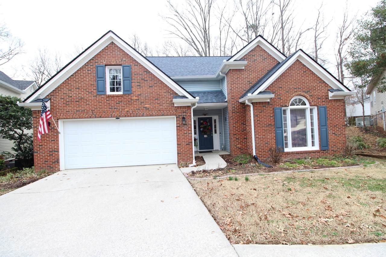 2106 Greenfield Ave - Photo 1