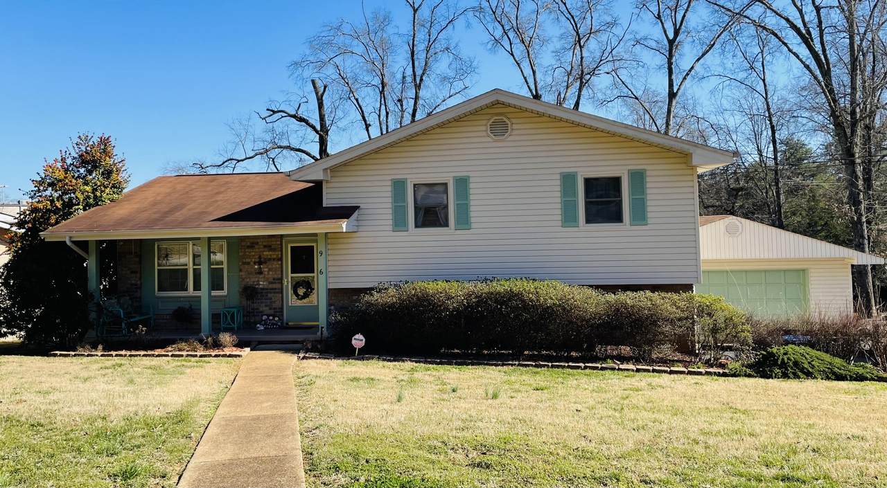 906 Trotter Ln - Photo 1