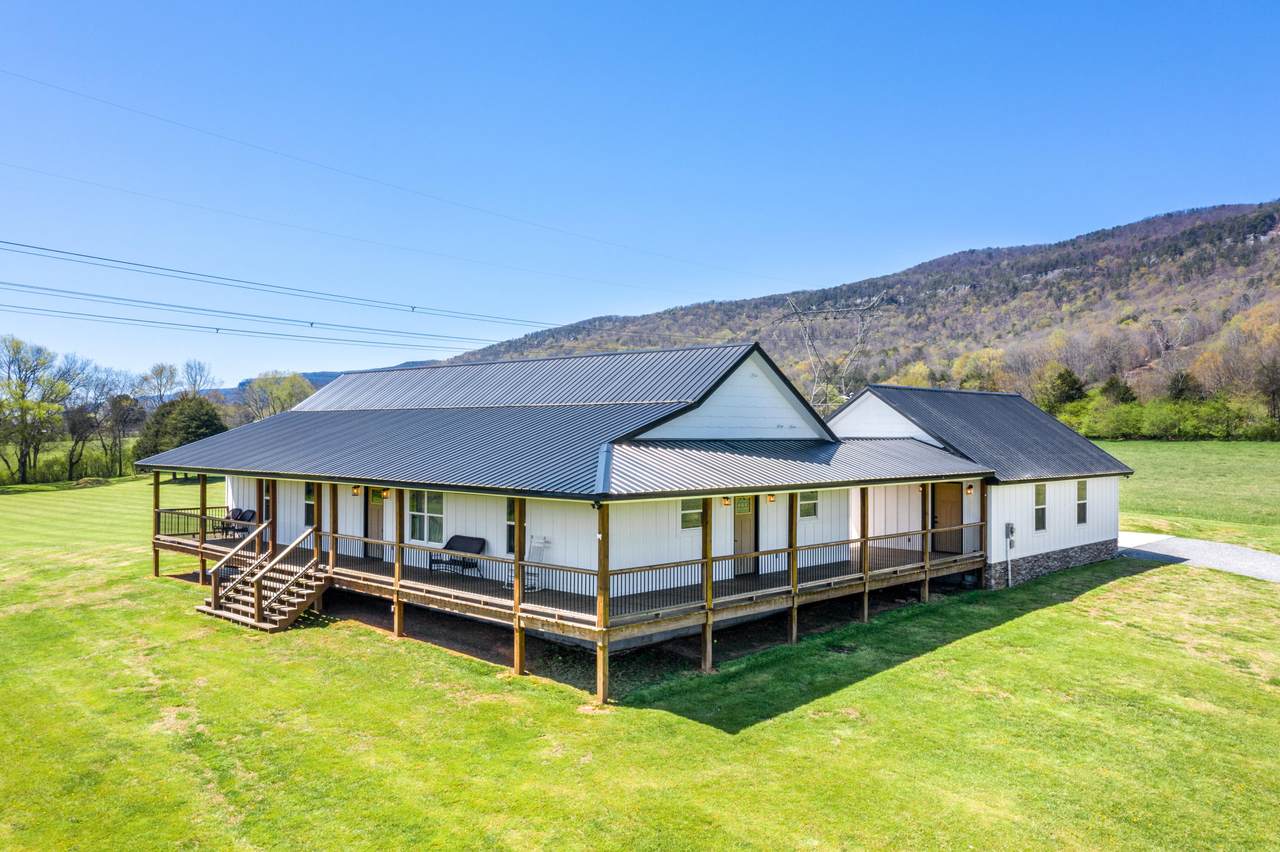 1831 Valley Rd - Photo 1