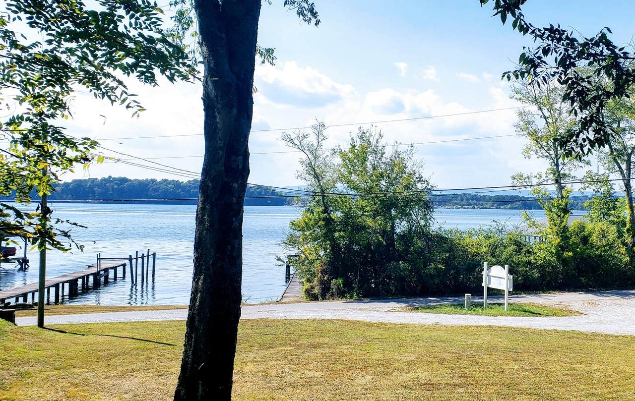6352 Lynn Rd - Photo 1