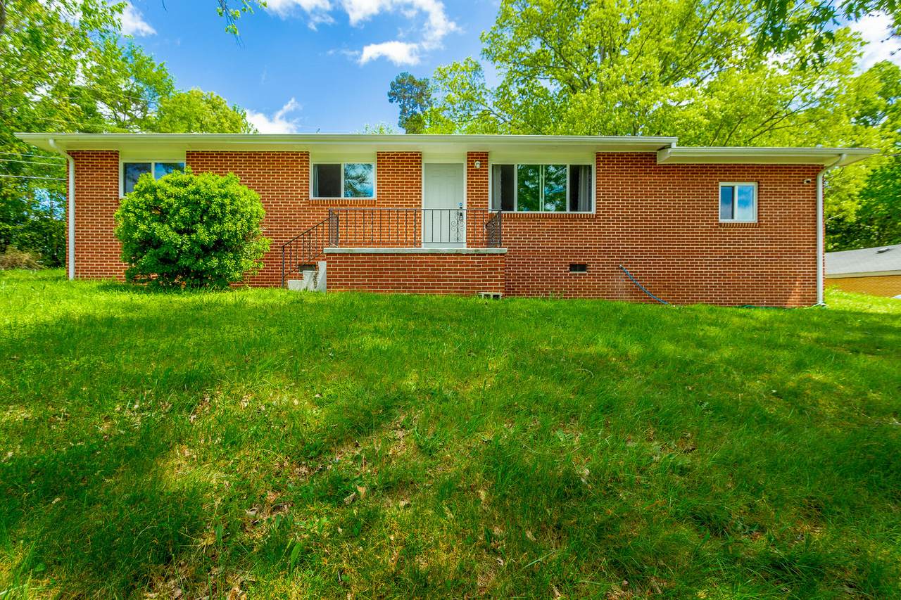 7824 Rosemary Cir - Photo 1