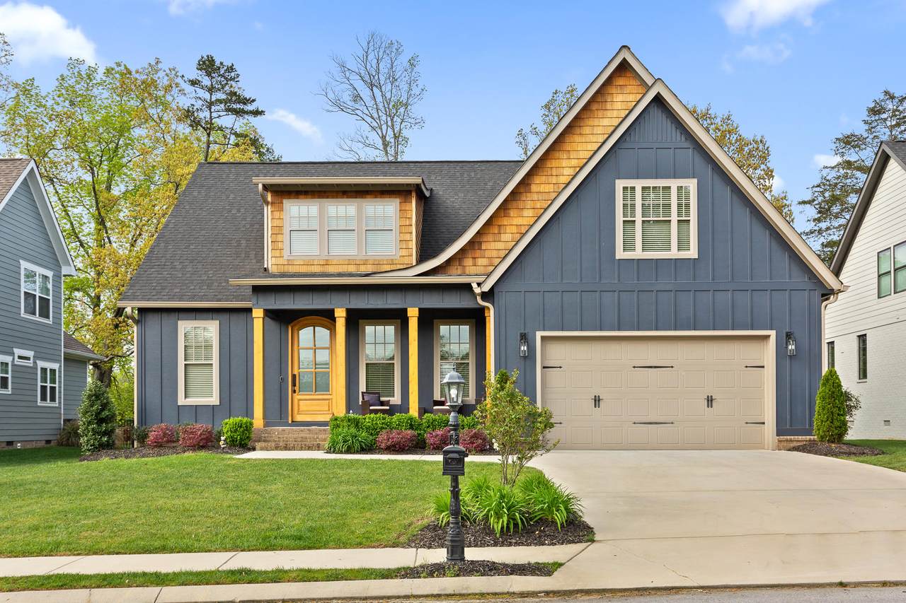 9290 White Ash Dr - Photo 1