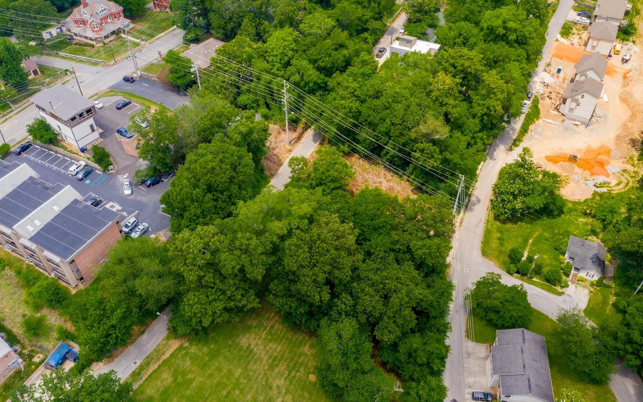 212 Delmont St - Photo 1