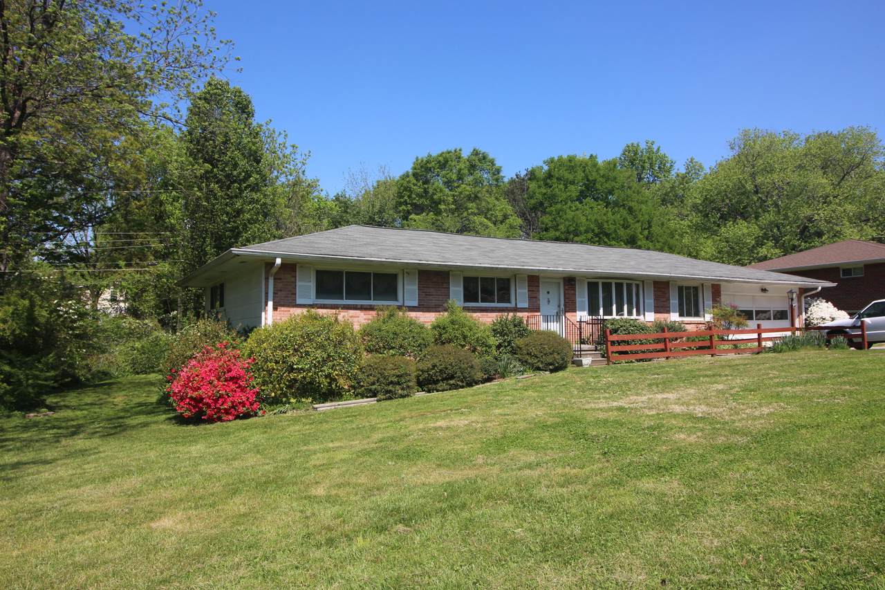 4401 Innwood Ln - Photo 1