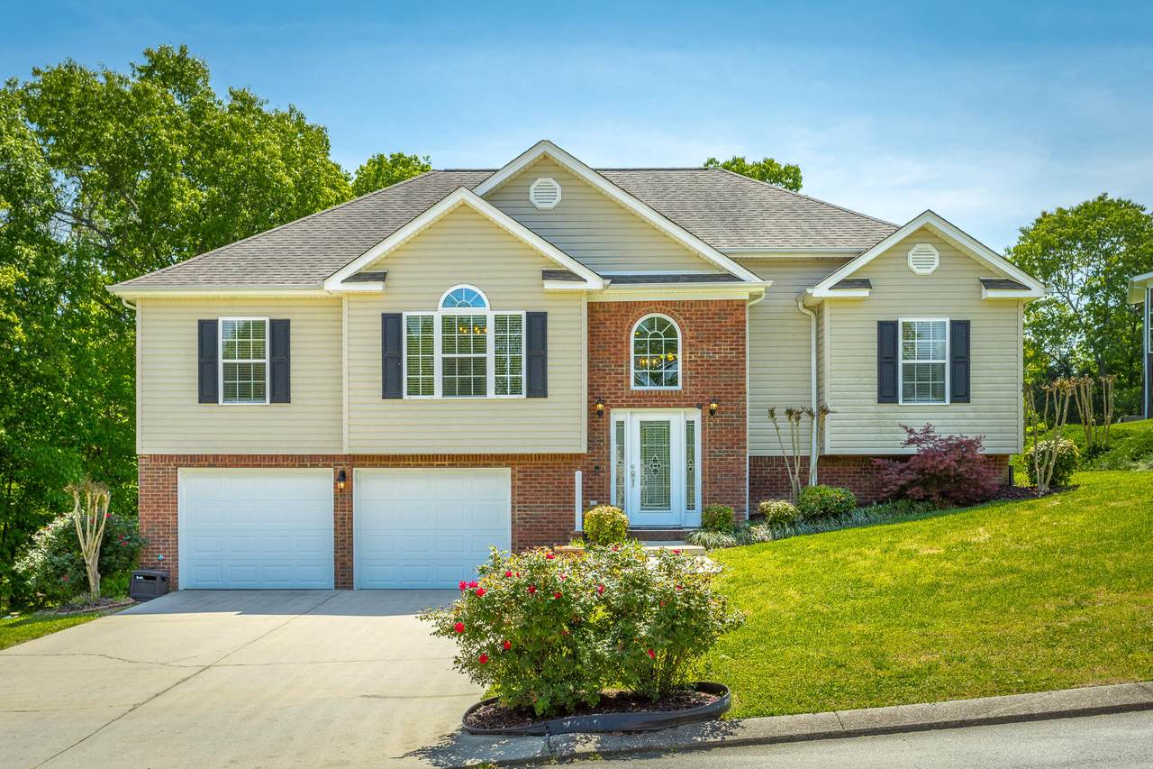 6718 River Stream Dr - Photo 1