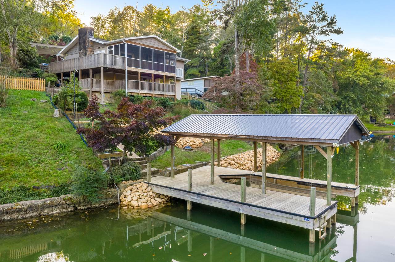 11113 Harbor Rd - Photo 1