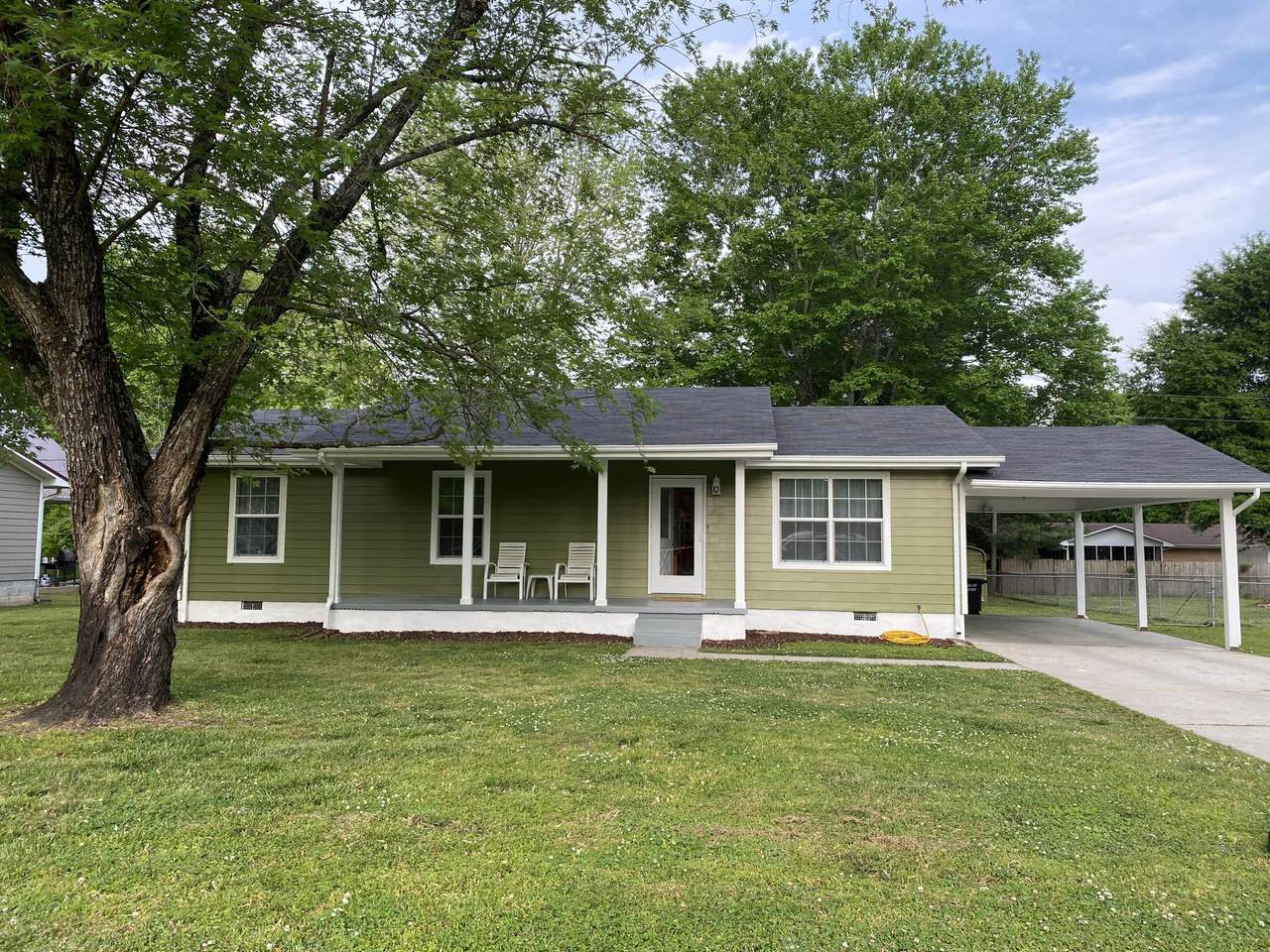 1118 Hudson Ave - Photo 1