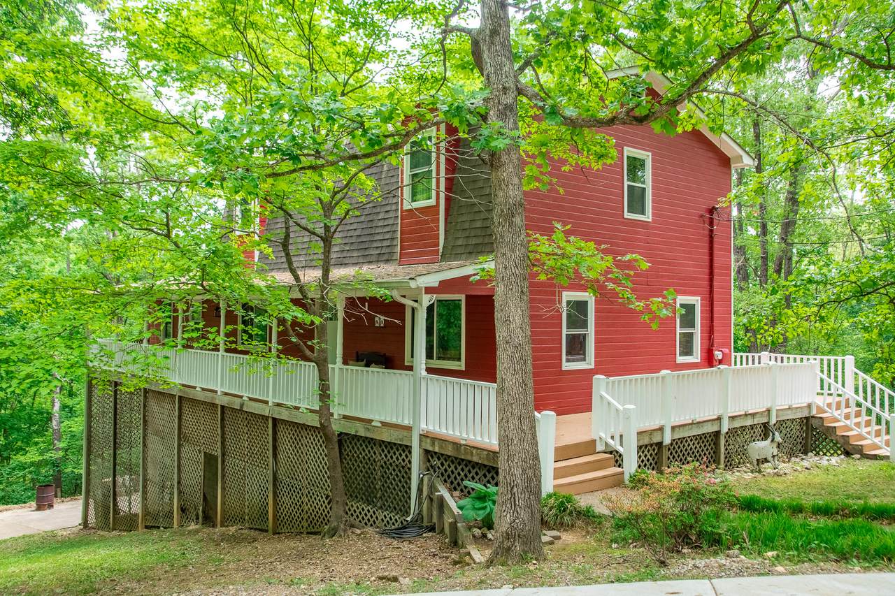 5033 Village Dr - Photo 1