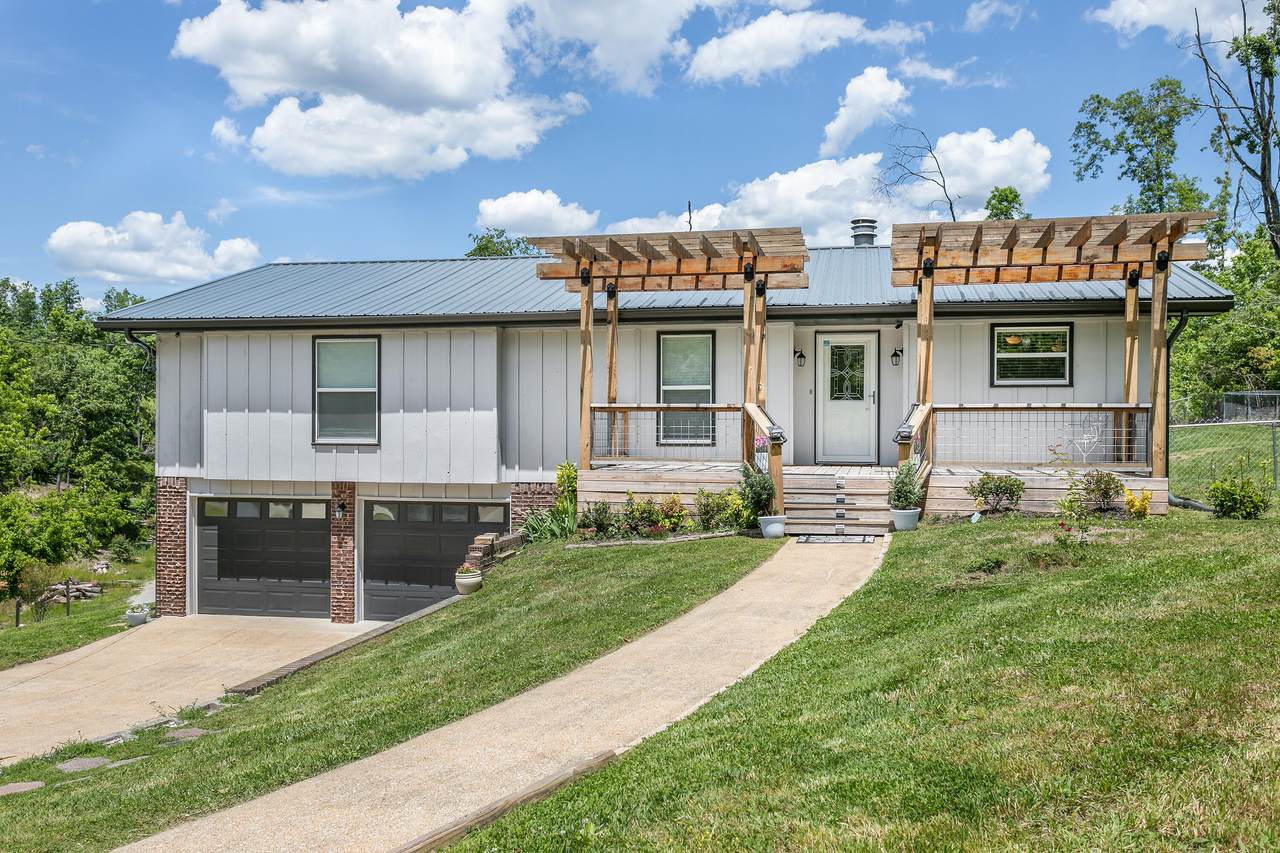 8108 Gladys Ln - Photo 1