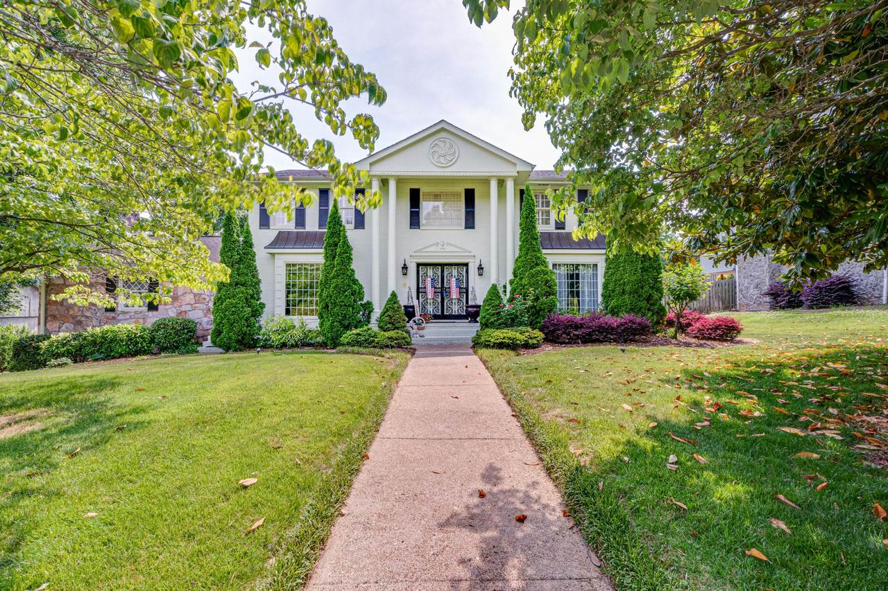 1614 Lake Marina Dr - Photo 1