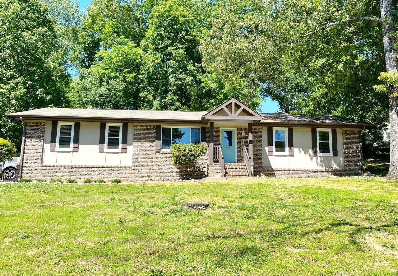 8900 Wellthor Cir - Photo 1