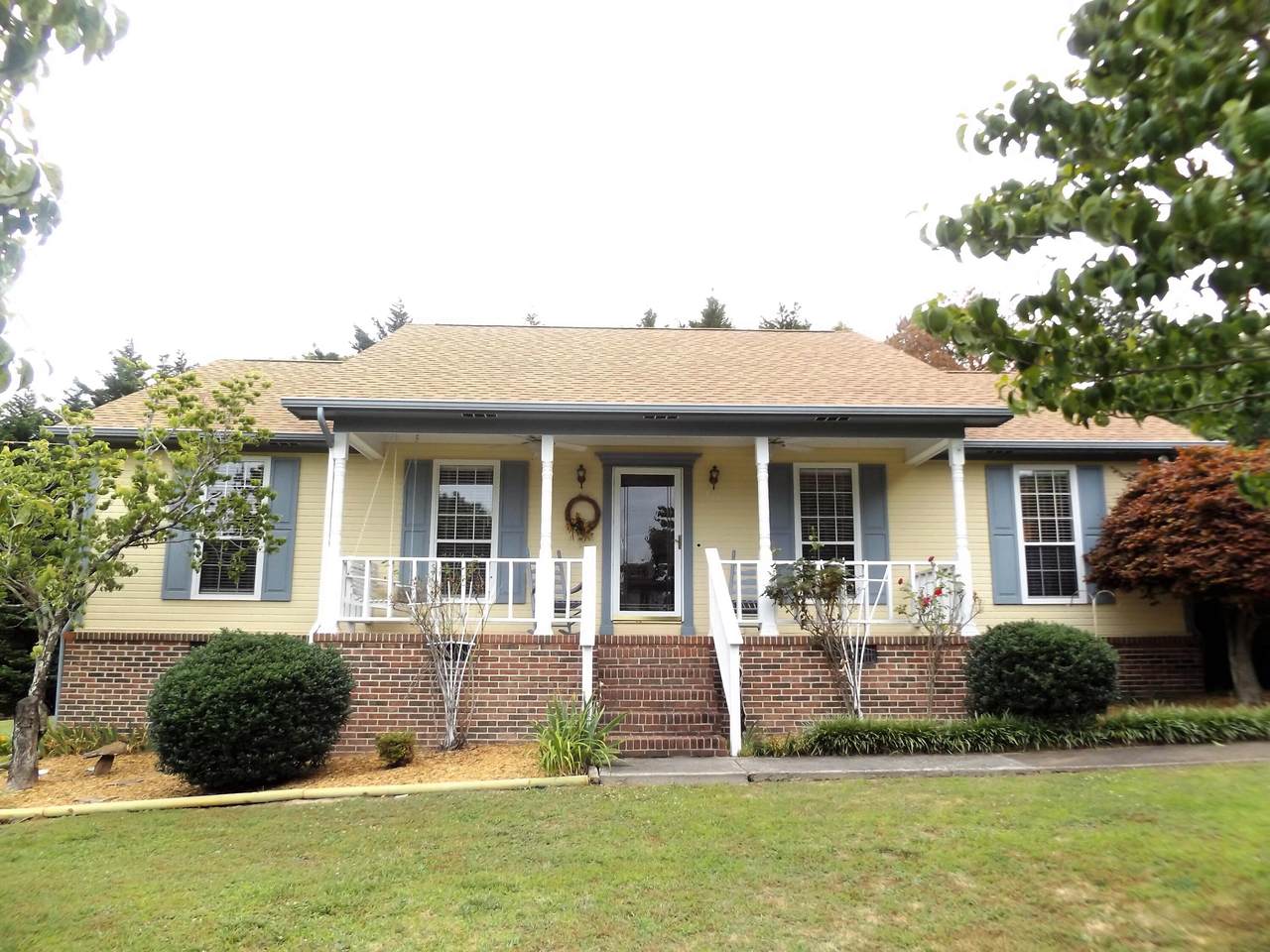 394 Old Grand Center Rd - Photo 1