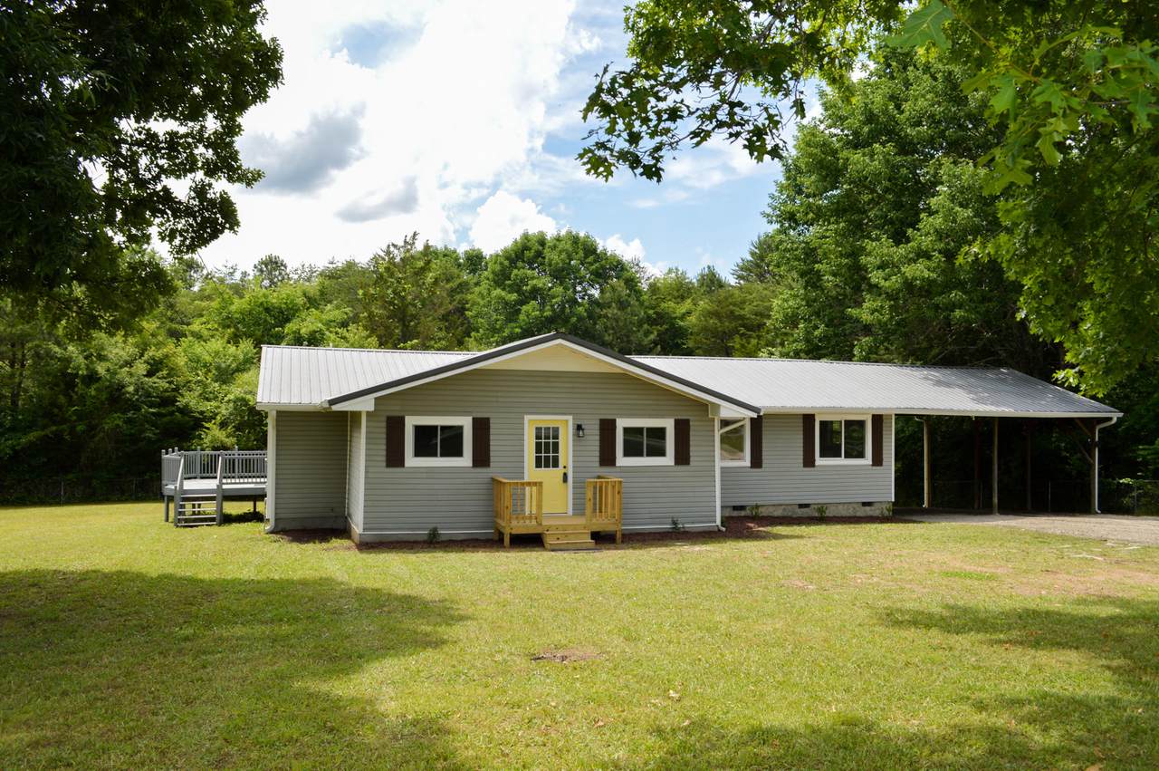 216 Deerfield Rd - Photo 1