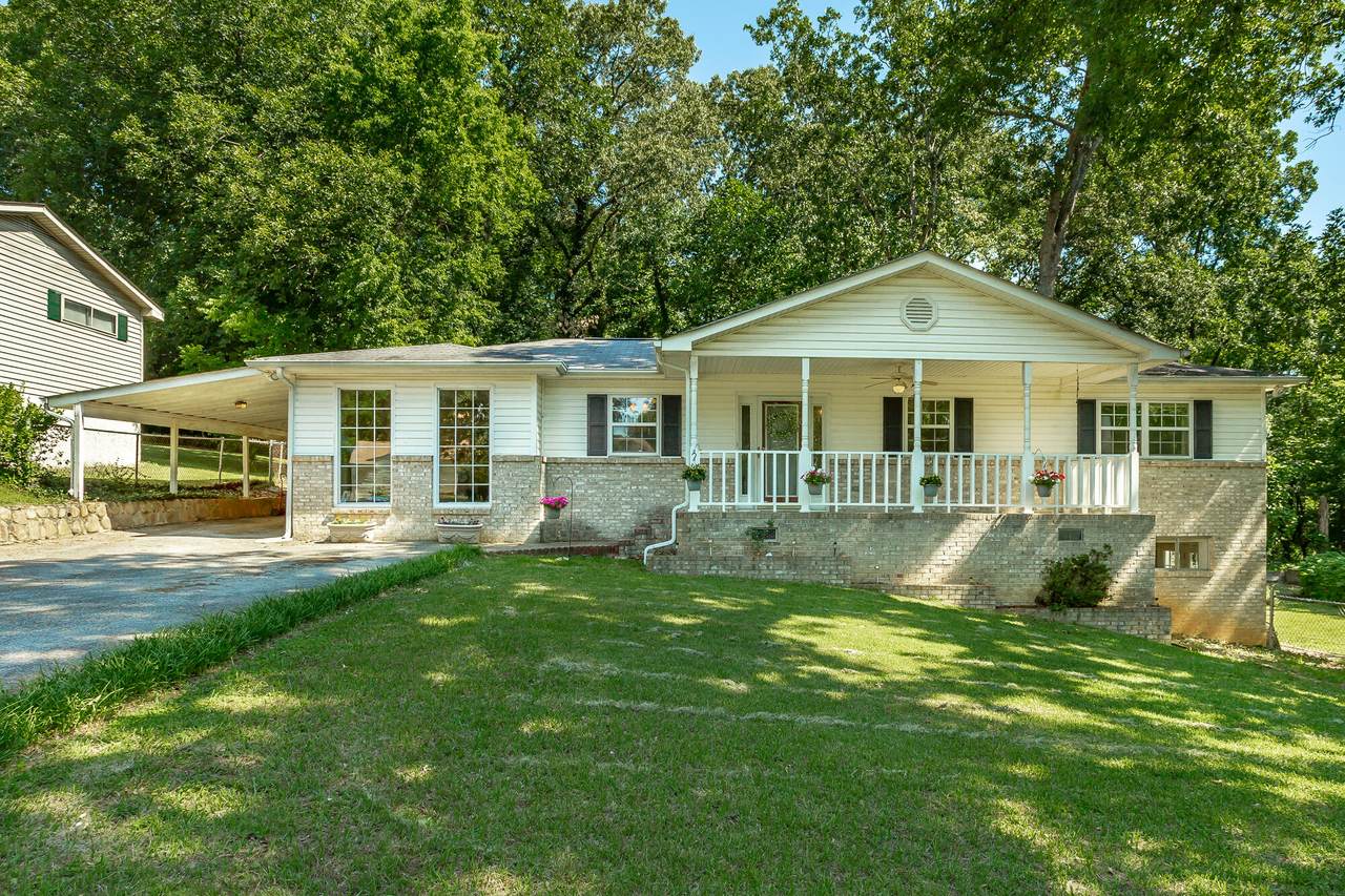 1229 Cranbrook Dr - Photo 1