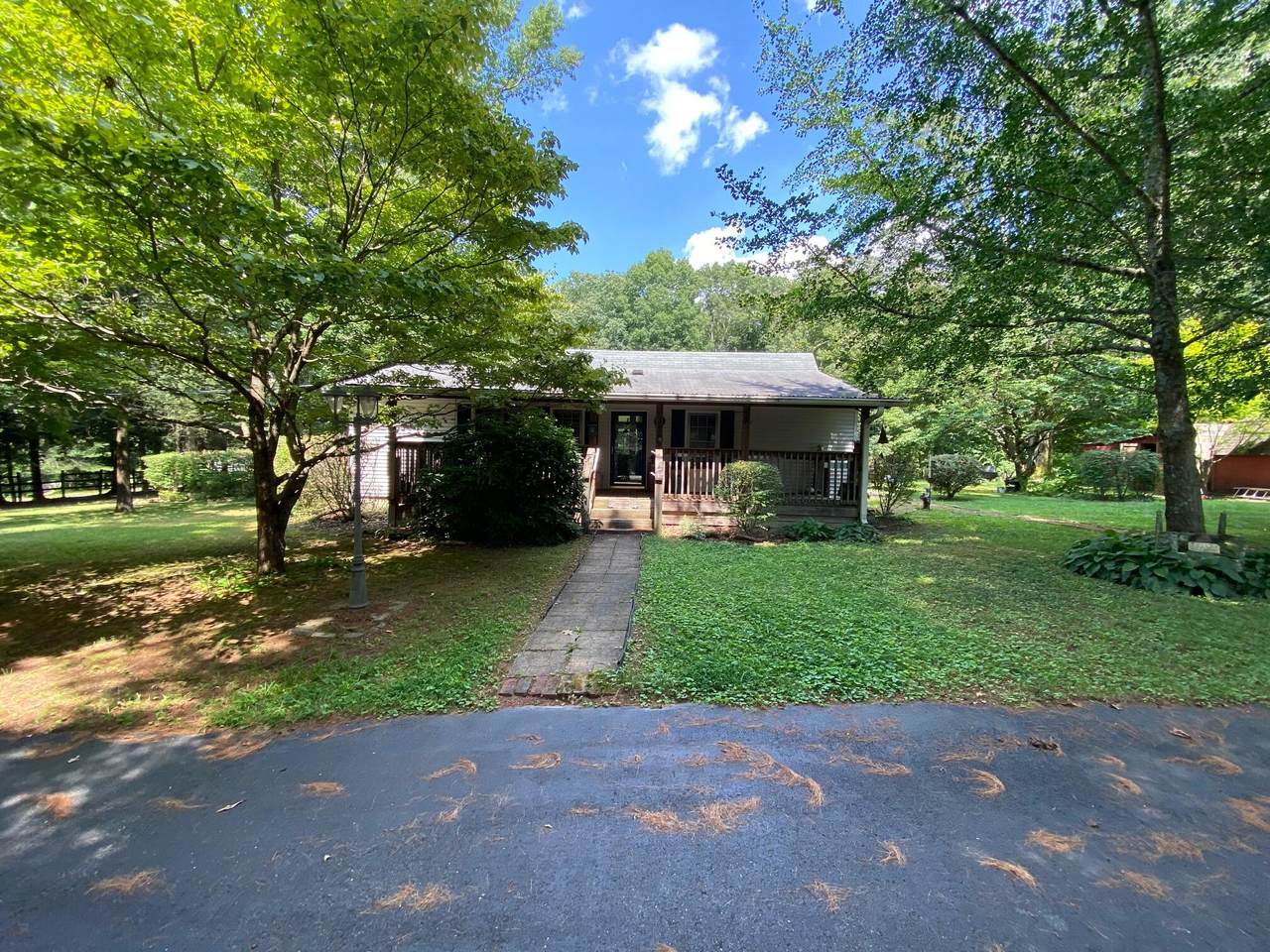 1004 Palmer Ave - Photo 1